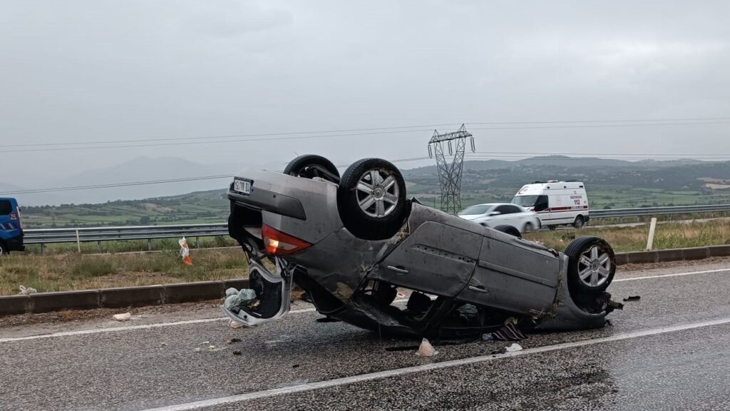 Manisa Sarıgöl'de Trafik Kazası: İki Yaralı