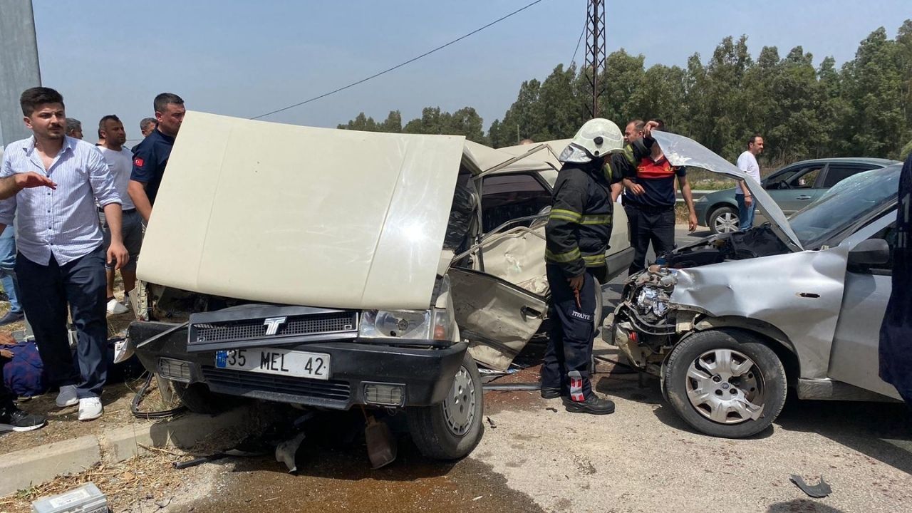 Aydın'da iki otomobilin çarpıştığı kaza