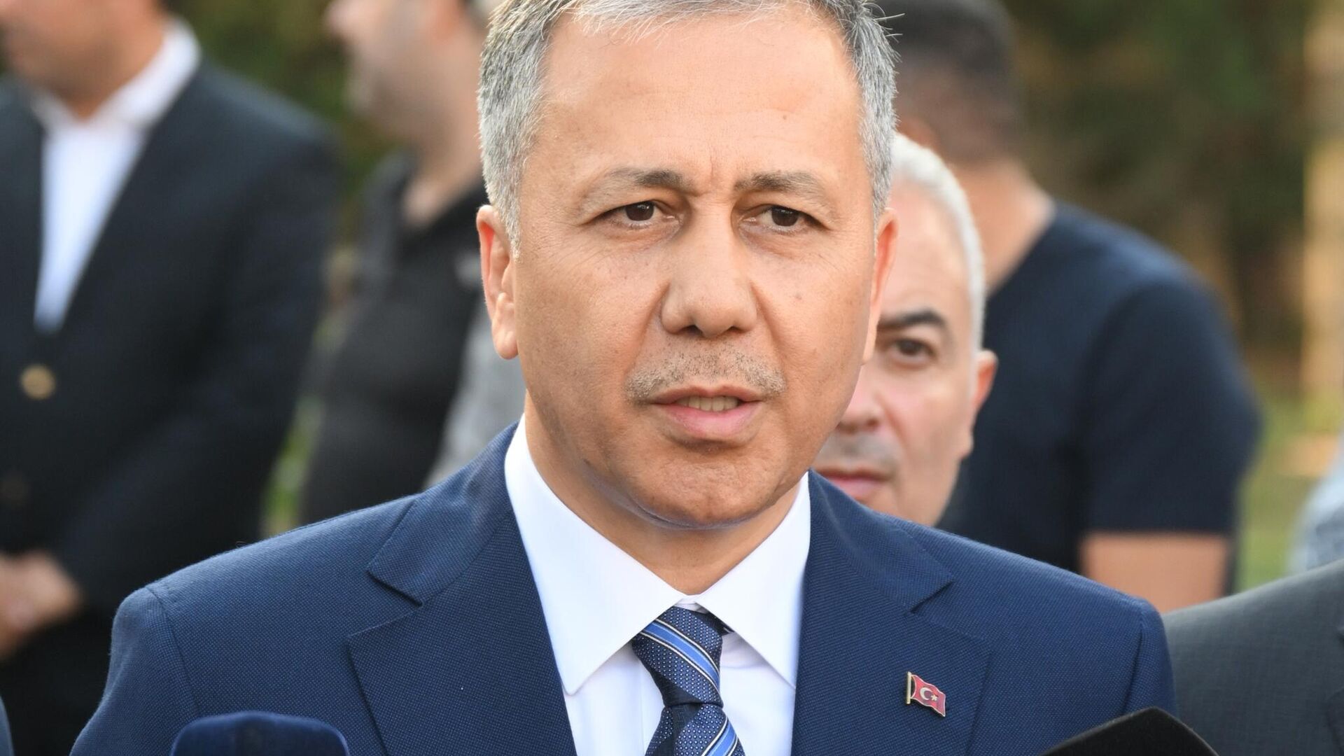 Bakan Yerlikaya