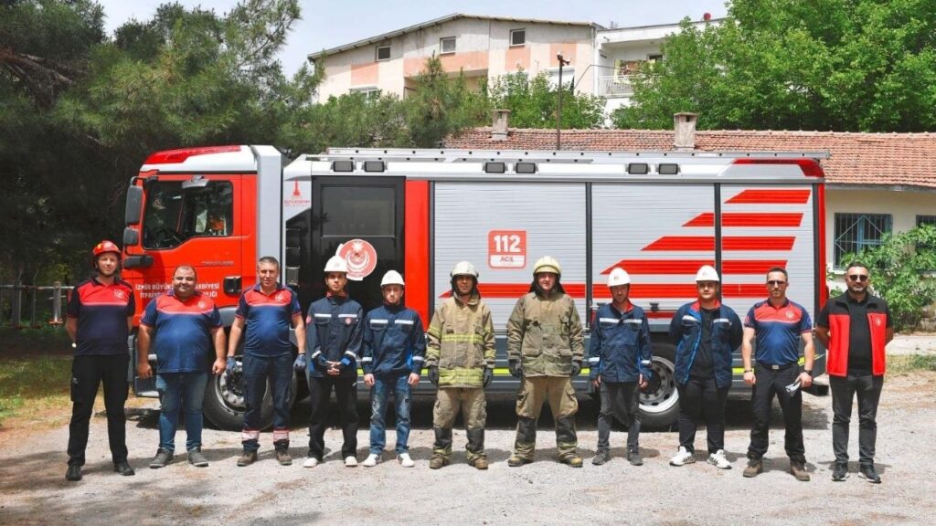 İzmir Büyükşehir Belediyesi'nden Yaz Aylarında Orman Yangınlarına Karşı Önlemler