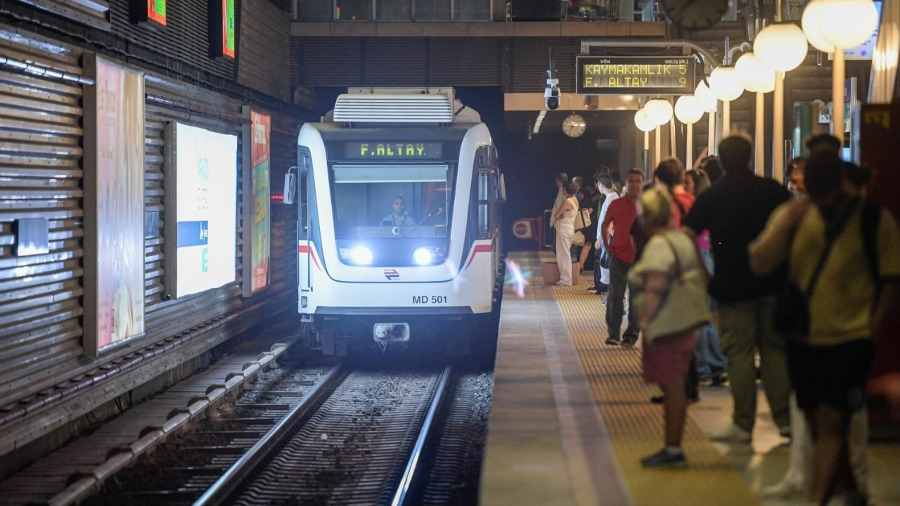 İzmir Metrosu'nun İlk Tren Seti MD 501, 24 Yıldır Hizmette