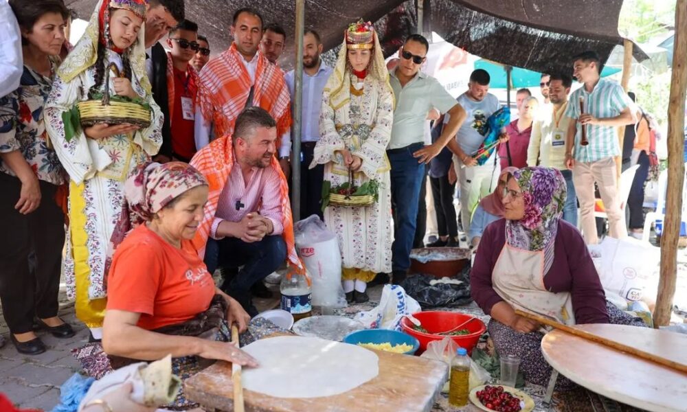 buca belediyesi kiraz festivali