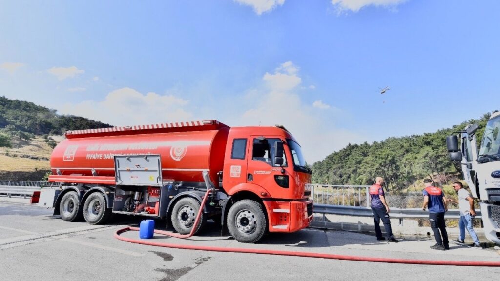 İzmir Bornova'da Yangın Alarmı