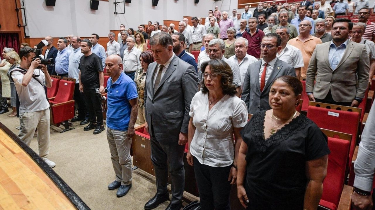 İzmir Madımak Oteli’nde Katledilen Aydınları Andı